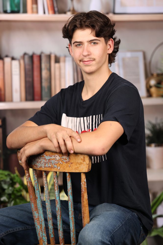 JeanDolbeau_0511741_Lavoie_Theo