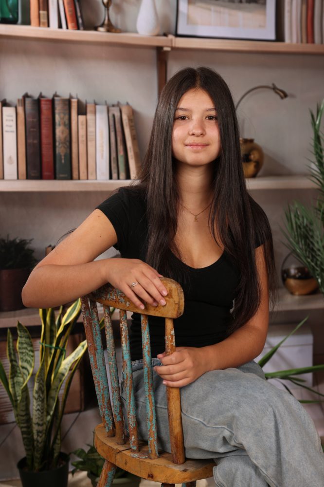 JeanDolbeau_0503367_Genest_Romy