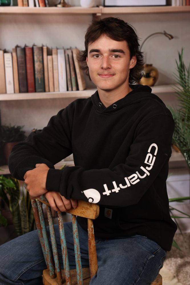 JeanDolbeau_0505206_Hunter_Felix